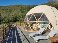 Le dôme géodésique : terrasse